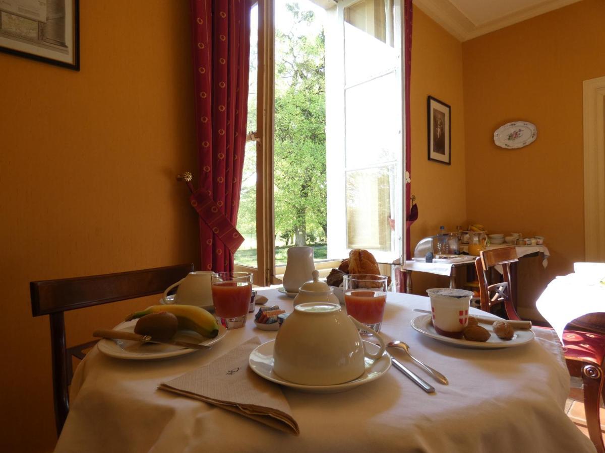 Hotel Des 4 Continents - Le Mans Saint-Saturnin  Buitenkant foto