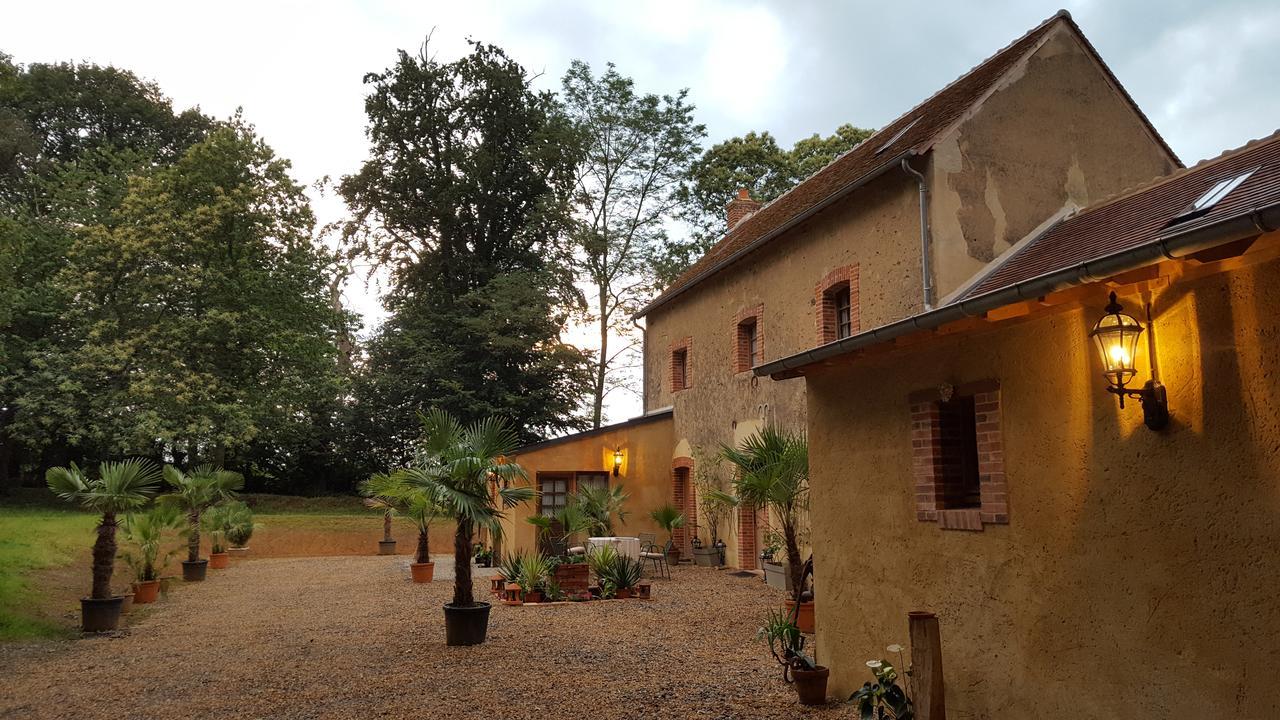 Hotel Des 4 Continents - Le Mans Saint-Saturnin  Buitenkant foto