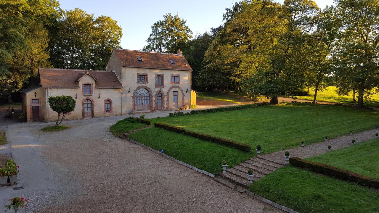 Hotel Des 4 Continents - Le Mans Saint-Saturnin  Buitenkant foto
